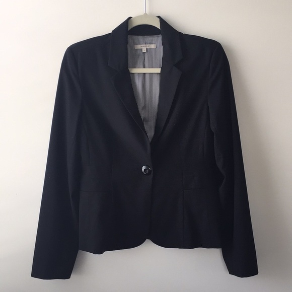 RW&CO. Jackets & Blazers - RW & Co. Black Blazer - Size 4